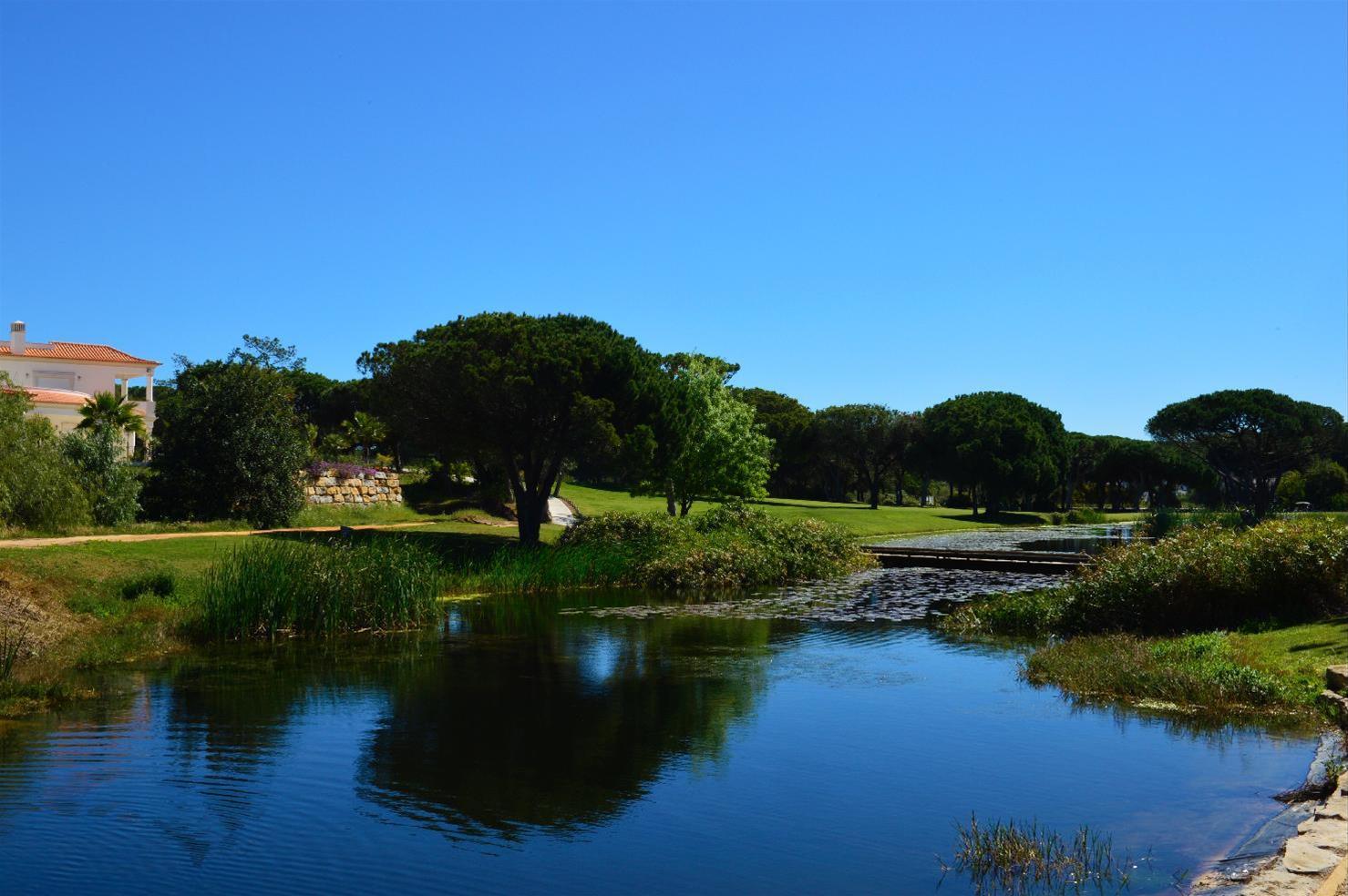 Pestana Vila Sol - Vilamoura Premium Golf Resort Dış mekan fotoğraf The river at the town of Quinta do Lago