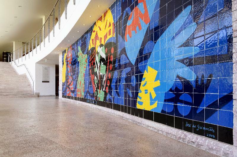 Pestana Vila Sol - Vilamoura Premium Golf Resort Dış mekan fotoğraf The mural in the lobby of the National Museum of the American Indian